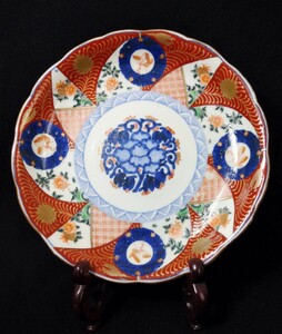 古伊万里 染付 金彩 色絵 丸文に蝶 花唐草文 大明成化年製 牡丹図 21cm 中皿 江戸後期 btr-53a3823-ce