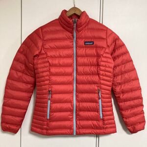 【送料無料】patagonia（パタゴニア）のダウンジャケット　XSサイズ