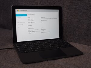 Microsoft Surface Go 1824 64GB Pentiam 4415Y 1.60GHz 4GB OS無し ジャンク D51197