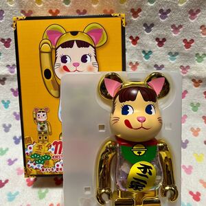 招き猫 ペコちゃん 金メッキ 蓄光ミルキー入り BE@RBRICK 400％ MEDICOM TOYベアブリック メディコムトイ　未使用