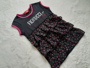 送無★FIORUCCI★可愛いさくらんぼ柄シフォン３段フリルチュニック★ストーンロゴ&バックラメプリント★黒×ピンク★140