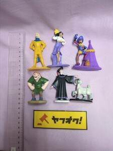 ディズニー フィギュア　PVC フィギュア　ノートルダムの鐘　D