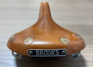 ブルックス スイフトサドル ハニークローム BROOKS SWIFT B360H A17203 