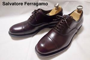 【送料無料】着用1度 新品同様 Salvatore Ferragamo サルバトーレフェラガモ キャップトゥ 革靴 ビジネスシューズ 25cm メンズ イタリア製