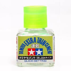 タミヤ プラセメント ★速乾 流し込みタイプ 87182 プラモデル接着剤 TAMIYA [ 新品 ]