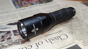 【美品】SUREFIRE G2X-B-BK 15/200ルーメン テールスイッチ欠品 シュアファイア　検(6P