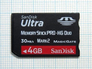 ★SanDisk メモリースティック PRO-HG Duo ４ＧＢ 中古★送料８５円・１８５円