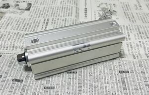 SMC 薄型シリンダ エアーシリンダ CQ2A40R-100DZ 新品在庫品