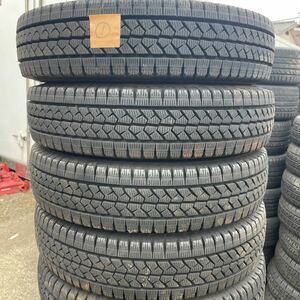 バリ山　ブリヂストンブリザック VL1 155/80R14 2022年製. スタッドレスタイヤ 冬 プロボックス サクシード