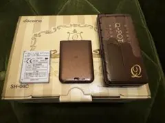 docomo 携帯電話　Q-POT  SH04C   チョコ　ビスケットガラケー