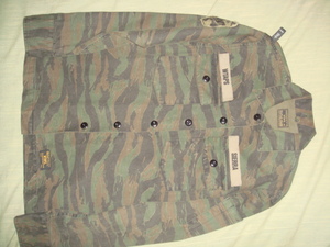 wtaps buds ls tiger camo S 難あり品です