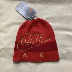 新品未使用　NIKE ニット帽　ビーニー　ロゴ刺繍