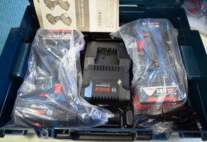 BOSCH 18Vコンボキット GDR18V200GSB (インパクト GDR18V-200 + 振動ドライバードリル(18V) GSB18V-55) /(4.0AH)２個//未使用品(展示品)