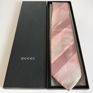 グッチ（GUCCI）マルチピンクレジメンタルネクタイ