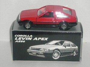 トミカ TOYOTA AUTOMOBILE MUSEUN COROLLA LEVIN APEX AE86 赤