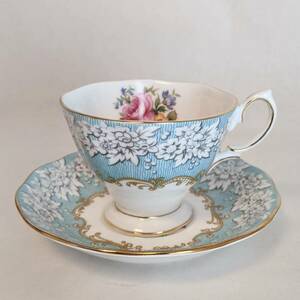 ROYAL ALBERT ロイヤル・アルバート◆Enchantment エンチャントメント◆ カップ＆ソーサー◆花柄 ◆イギリス製◆美品◆