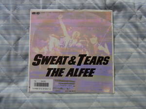 美品・アイドル厳選460： アルフィー　Sweet & Tears　シングルレコード　ジャケに若干のシワ