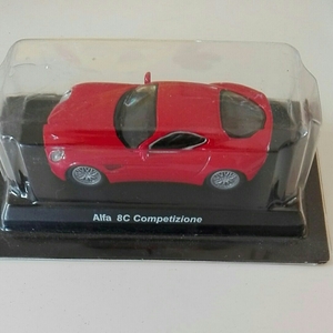 アルファ　Alfa 8C Competizione 赤　ミニカー　美品