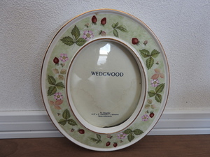 ★☆WEDG WOOD[ウェッジウッド]ワイルドストロベリー フォトフレーム 陶器製　楕円型☆★