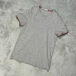 1円　極美品　MONCLER モンクレール　半袖　Tシャツ 半袖Tシャツ 袖トリコロールライン　Sサイズ　グレー　8341