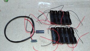 10個入り 18650 バッテリーホルダー 電池ボックス リードハーネス付き DIY 3.7V 電池収納ボックス 残量インジケーター DC電圧計