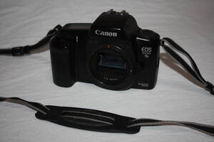 Canon　EOS1000　新品同様　希少！フィルム式スチルカメラ