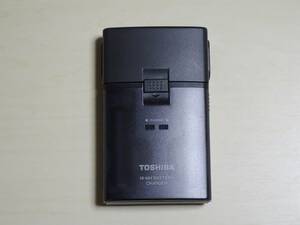 ☆【送料無料】美品 東芝 TOSHIBA ニッケル・水素蓄電池 ニカド電池（単3形・ガム形）用 充電器 THC-39H☆