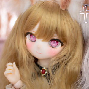 Guppe DDH-01 セミホワイト肌　カスタムヘッド＋アイ2種＋おまけウィッグ①　※ソフビ盛り難あり