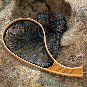 (ブラック)ランディングネット ラバーランディングネット 玉網 たも網 渓流 フィッシング 釣り スモールネット 釣り具 木製 ラバー
