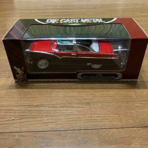 《箱付き》【1/18スケール】1955 Form Fairlane Crown Victoria ミニカー Road Signature コレクション放出 メタルダイキャスト フォード