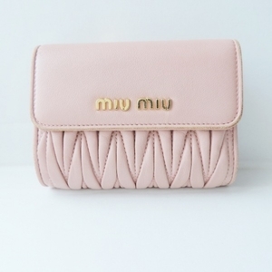 ミュウミュウ miumiu 3つ折り財布/ミニ/コンパクト マテラッセ レザー ピンクベージュ L字ファスナー 財布