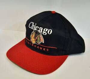 ●未使用　デッドストック(^^♪●NHL　シカゴ ブラックホークス　ビンテージ　キャップ●ツバ裏グリーン　緑●Chicago Blackhawks●