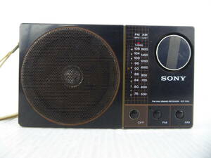 ★☆SONY ワイドFM対応 FM/AMコンパクトラジオ ICF-S30 黒 日本製 動作品 オマケ新品電池付き☆★