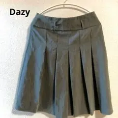 美品　Dazy グレー プリーツスカート タック付き