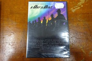 トロイリーデザイン　A DAY IN THE DIRT DVD