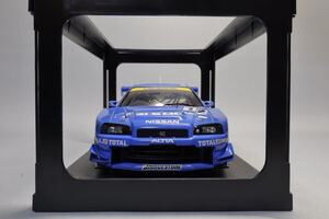 AUTOart JGTC 2002 CALSONIC SKYLINE GT-R (R34)