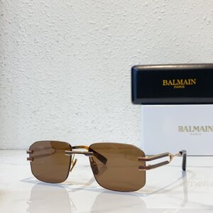 Balmain　バルマン　サングラス　メガネ　グラサン　男女兼用　プレゼント　ギフト　箱付き　3848　