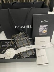 CHANEL シャネル　CCロゴチャーム　チェーンショルダーバッグ　ポシェット　スマートフォンケース