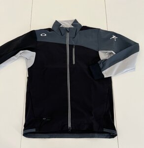 オークリー　ＳＫＵＬＬ　ＷＡＴＥＲ　ＲＥＳＩＳＴＡＮＴ　ＪＡＣＫＥＴ　４．０　ＦＯＡ４０５７２１　(ＢＬＡＣＫＯＵＴ)　Ｌ