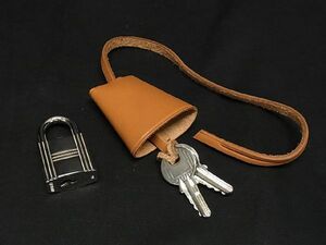 ■新品同様■ HERMES エルメス ボックスカーフ クロシェット シルバーカデナ キー バッグチャーム カギ番号 114 ブラウン系 AG5320アP