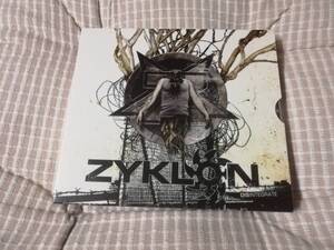 ZYKLON／DISINTEGRATE　中古　輸入盤