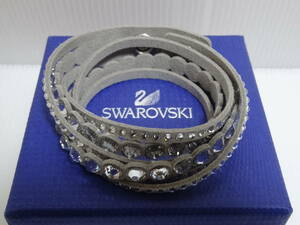 数回の使用美品 SWAROVSKI スワロフスキー 巻きブレスレット グレーカラー KAWA