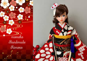 ★☆★Chee2★momokodoll・ジェニー着物・振袖★正絹銀通し生地・総裏仕立て★和花と鹿の子柄・赤地 ★27cmドール・ハンドメイド★☆★