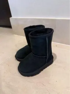 ugg ベビー　キッズ　ムートンブーツ　ブラック