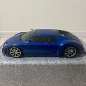 1/18 AUTOart オートアート ブガッティシロン Bugatti EB 18.3 Chiron ブルー #未展示保管品 #絶版 #希少レア