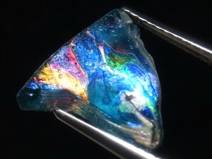 2.46ct 新品・2000年の時を超えた神秘・銀化が綺麗な天然ローマングラス