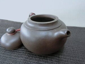 大人気！【急須　在銘　中国　茶器・47・しっかりした作品　茶道具】◆朱泥　中国宜興　茶筒　茶入　茶碗　煎茶　薬缶電熱器※円安！買い得