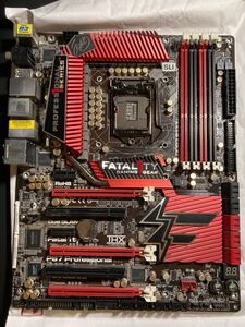 ASRock Fatal1ty P67 Professional LGA1155 DDR3 ATXマザーボード 付属品なし 動作未確認のためジャンク