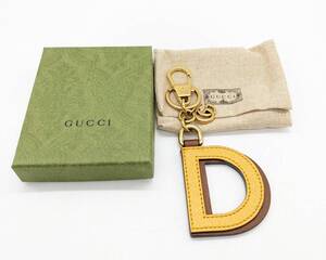 ■GUCCI グッチ GG柄 キーホルダー チャーム イニシャル D イエロー×ブラウン レザー ゴールド金具 箱付き