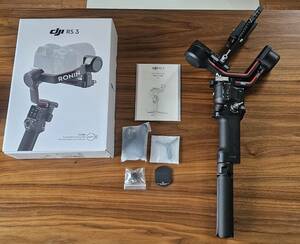 DJI RS 3　電動3軸ジンバル　ヨドバシカメラで2023.5.15日購入　動作確認済み